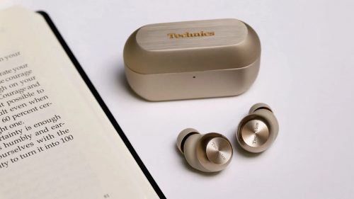 A Japanese Audio Great’s New Earbuds Celebrate 60 Years of Hi-Fi Excellence