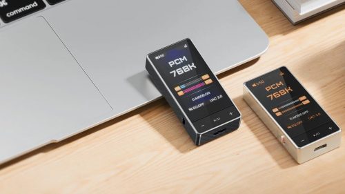 An Acclaimed Hi-Fi Brand’s Pocketable Amp Is Ideal for On-the-Go Audiophiles