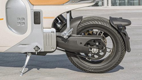 This Café Racer Is the Ideal Blend of Style and Tech, but There’s Reason to Be Suspicious