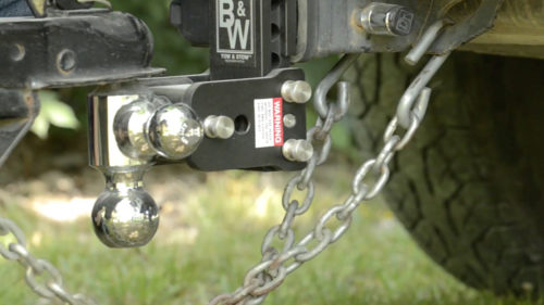 What Is The Correct Way To Hook Up Trailer Chains When Towing (And Why Is It Important?)