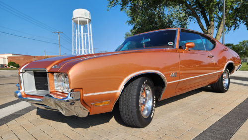 What’s The Difference Between The Oldsmobile Cutlass & Cutlass Supreme?