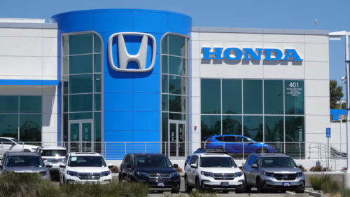 Why US Law Requires You To Buy New Cars From Dealers (And How Tesla Is Circumventing It)