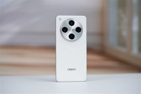 OPPO Find X9 Pro Specs Exposed: The first in the series to feature a 200-megapixel periscope telephoto lens