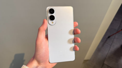 It looks like one Samsung Galaxy S26 Edge battery upgrade we were hoping for isn’t happening