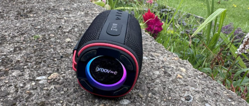 Groov-e’s Wave Glow Bluetooth speaker has a lot going for it, but sadly sound quality isn’t on the list