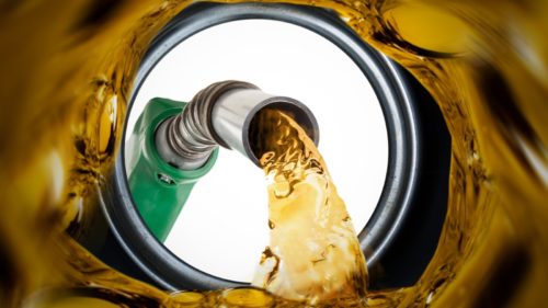 Your Gas Tank (Likely) Doesn’t Need To Be Cleaned – It’s A Common Mechanic Scam