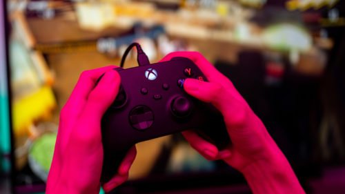 Can You Use An Xbox Controller On The Nintendo Switch 2?
