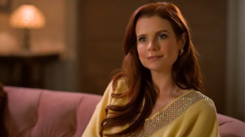 I asked a major Netflix star if you should ditch the streaming service for Hallmark+’s romance dramas, and the answer might surprise you