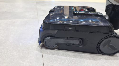 Tineco’s new wet-dry vac has a built-in squeegee so your floors won’t end up slippery