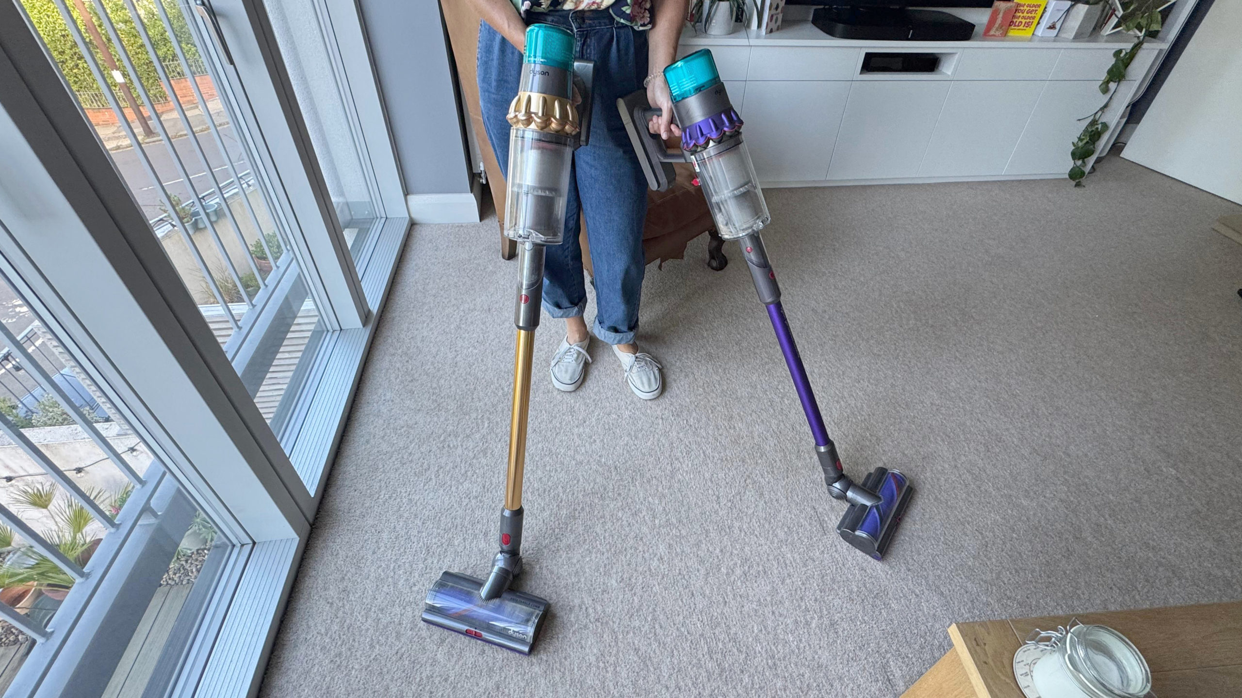 Dyson V15 Detect vs Gen5detect: which is the better vacuum?
