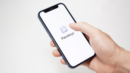 Why It’s Safer To Use Apple’s Passkeys Option Instead Of Passwords