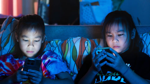 Want To Be On Your Phone For More Than 2 Hours A Day? Don’t Live In This Japanese Town