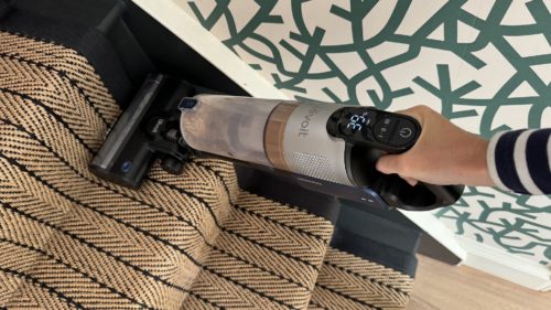 Levoit LVAC-300 review: a no-frills cordless vacuum that delivers solid cleaning