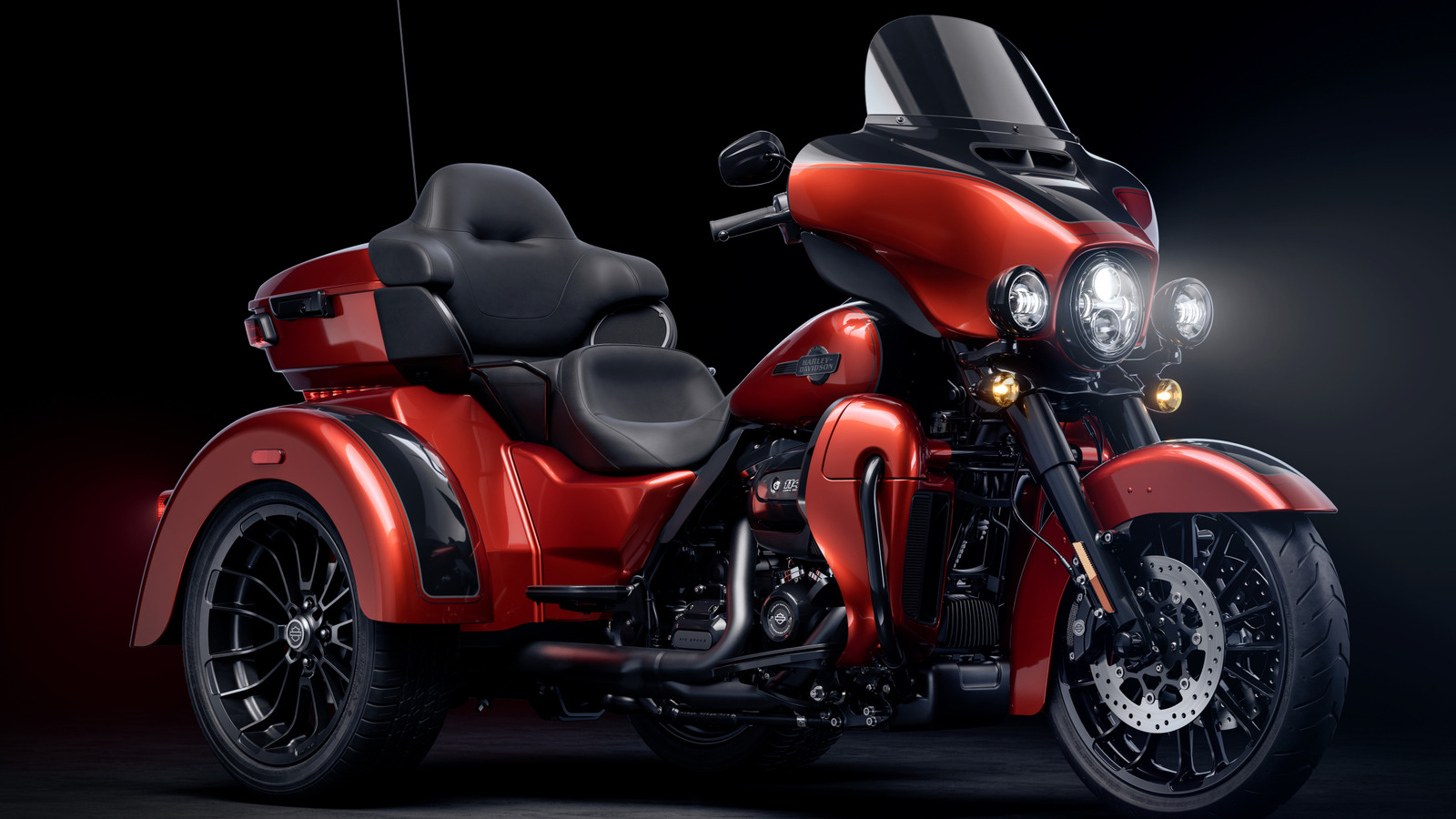 Davidson Tri Glide Ultra And What Engine Powers It?