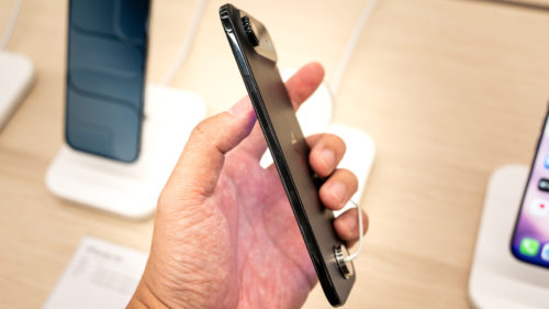 5 Sleek Gadgets That Will Go Well With The Slim iPhone Air