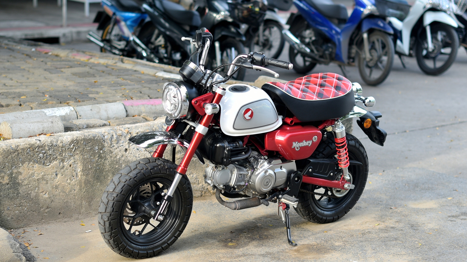 What Is A Pit Bike & Is It Street Legal?