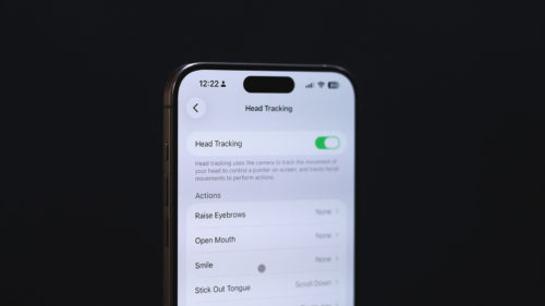 iOS 26 Lets You Scroll With Your Tongue (Without Licking Your Screen) – Here’s How To Do It
