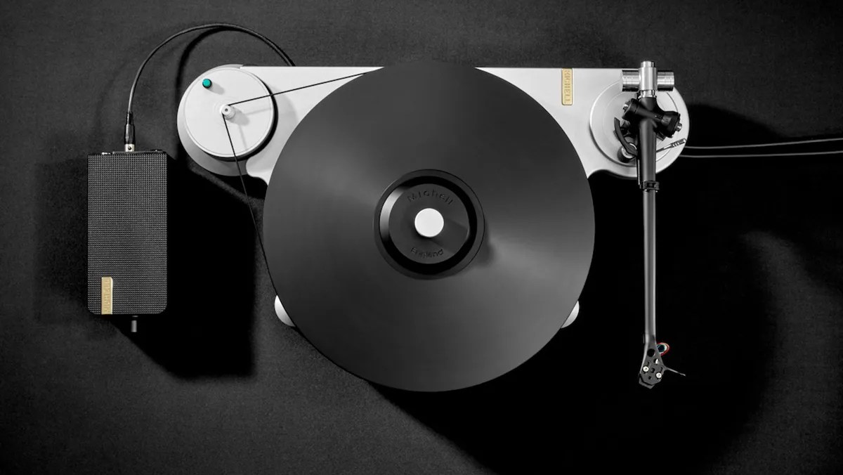 A British Hi-Fi Specialist Just Upgraded One of Its Legendary Audiophile Turntables