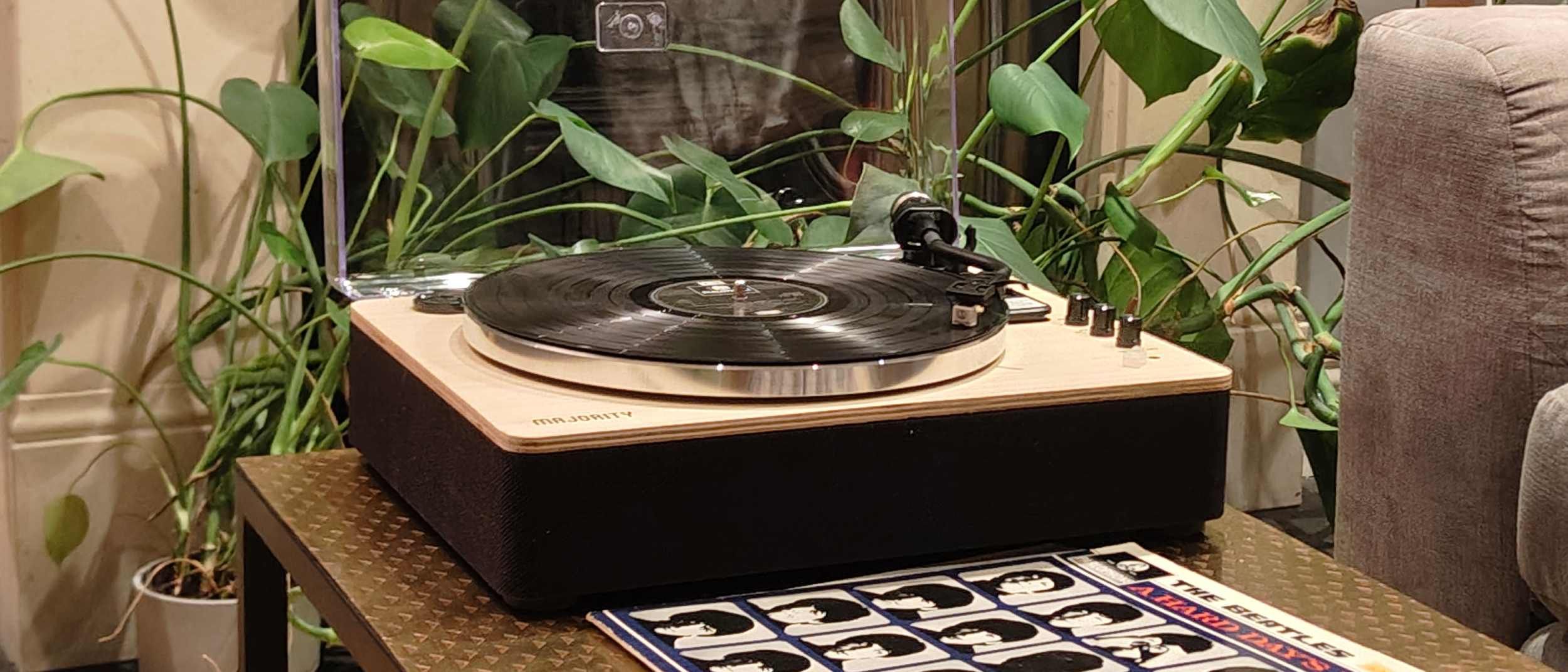 High price of a vinyl collection putting you off? Follow my lead and get this new one-stop-shop turntable