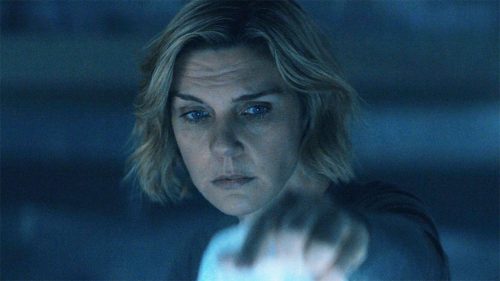 Pluribus episode 5 ending explained: what that big cliff-hanger could mean for the new Apple sci-fi show