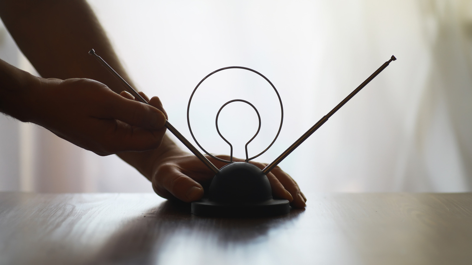 Is It Still Practical To Use A TV Antenna In 2025?