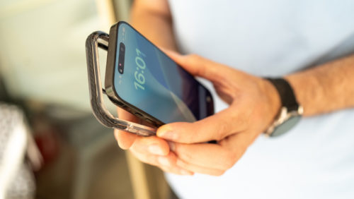 This Viral Phone Case Weighs 6 Pounds – But It’s Not To Build Your Muscles