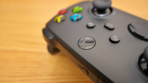 Why Xbox Controllers Still Use Batteries (But PlayStation And Nintendo Switch Don’t)