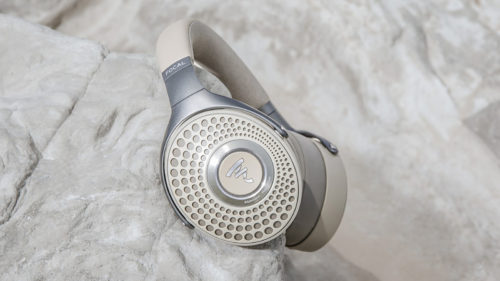 13 Of The Best Bluetooth Headphones For Audiophiles, Ranked By User Reviews