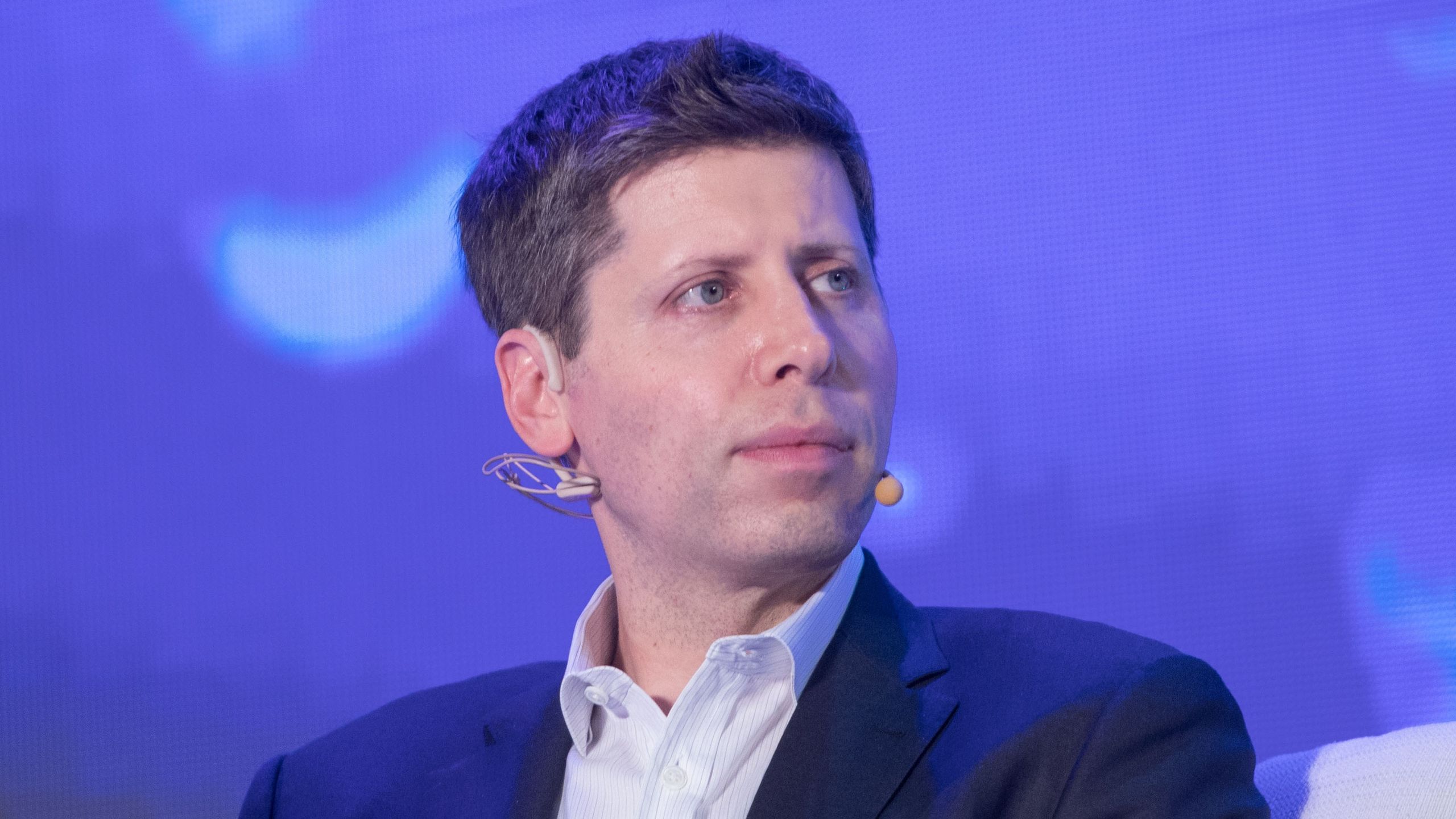 Sam Altman says his new AI device should feel like a “cabin by a lake” – not an iPhone