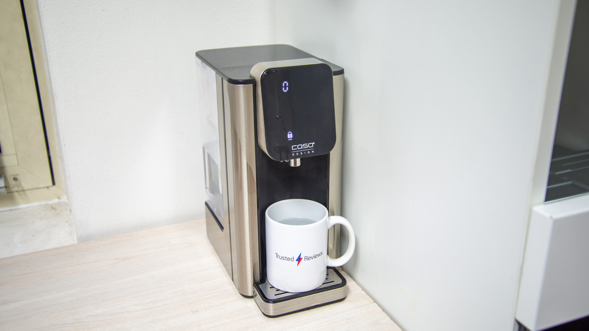 CASO Design HW 660 Turbo Hot Water Dispenser Review
