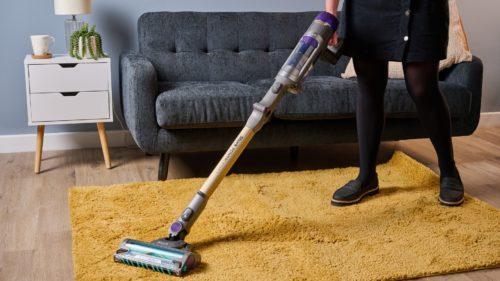 What’s the best vacuum for deep carpet? I tested a bunch of options side by side – this one was the clear winner