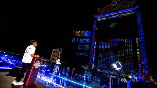 Tetris takes to the skies – watch 2,800 drones create a playable version of the world’s favorite puzzle game over Dubai