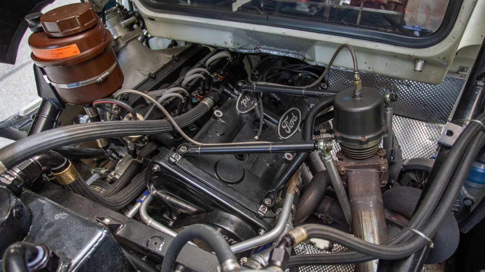 5 Four-Cylinder Engines That Pump Out More Power Than Most V8s