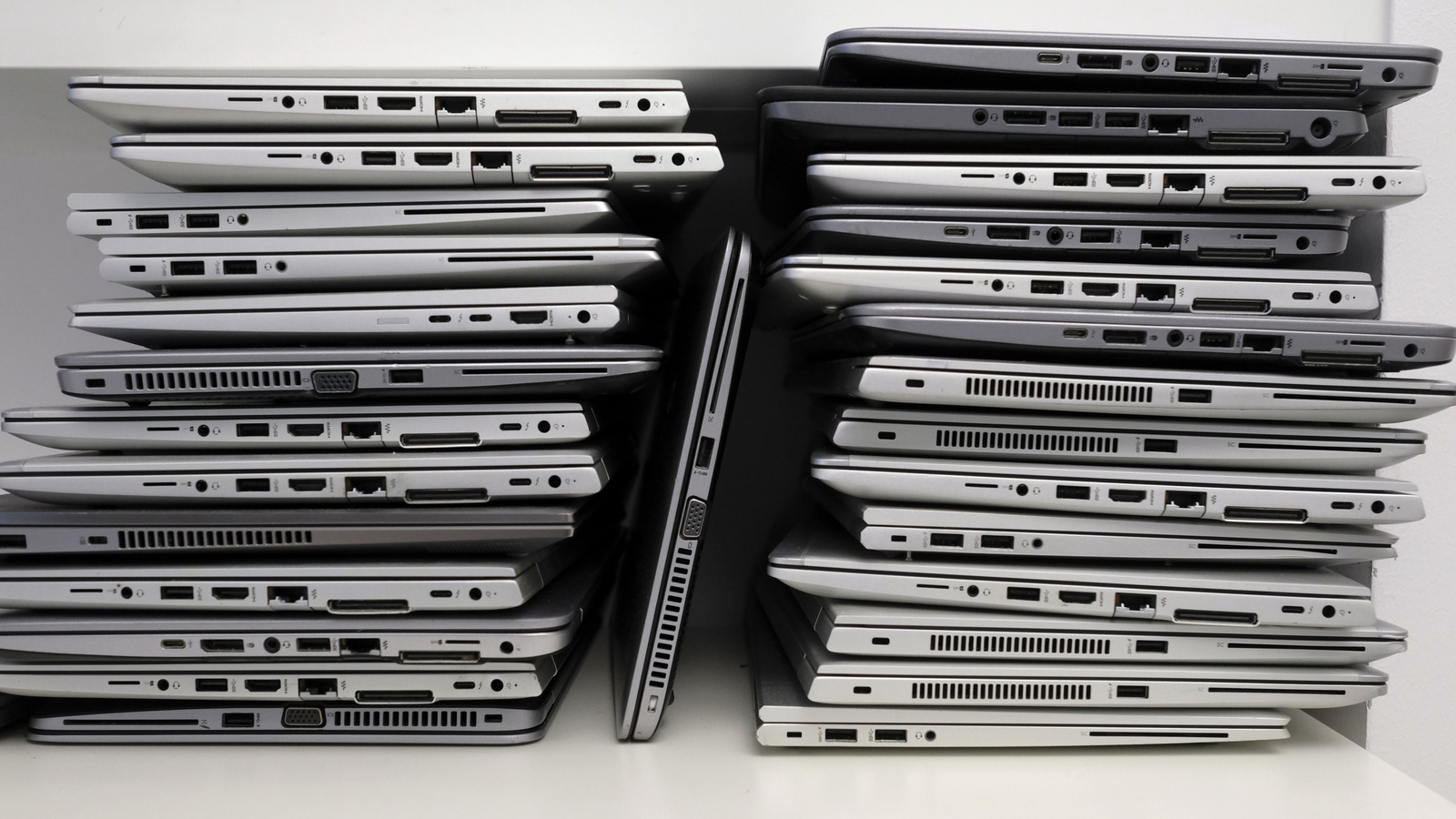 If Your Laptop Checks Any Of These Boxes, It Could Be Obsolete In 2026