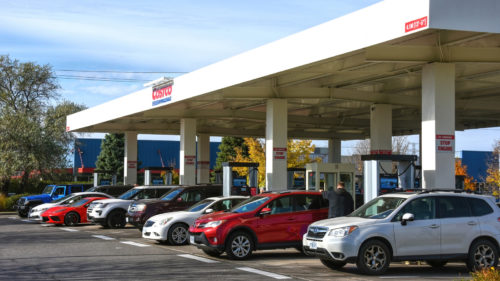 Yes, You Can Actually Find Gas For Under $2 In The US – Here’s Where