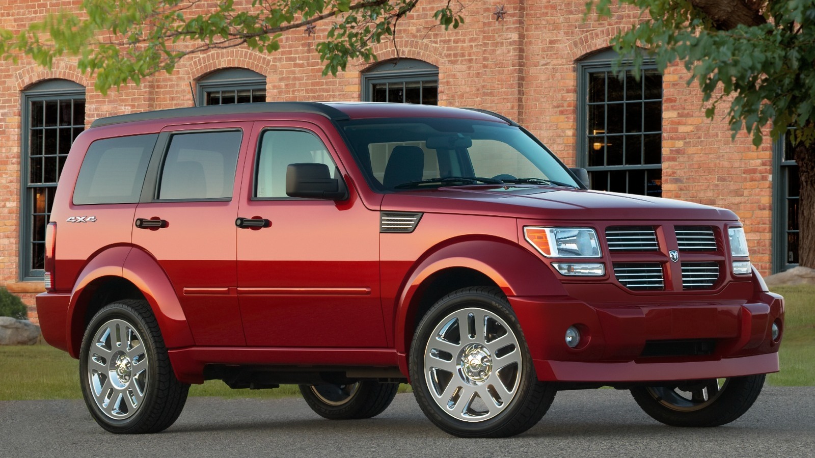 5 Of The Worst-Looking Cars From The 2000s We Wouldn’t Be Caught Driving Today