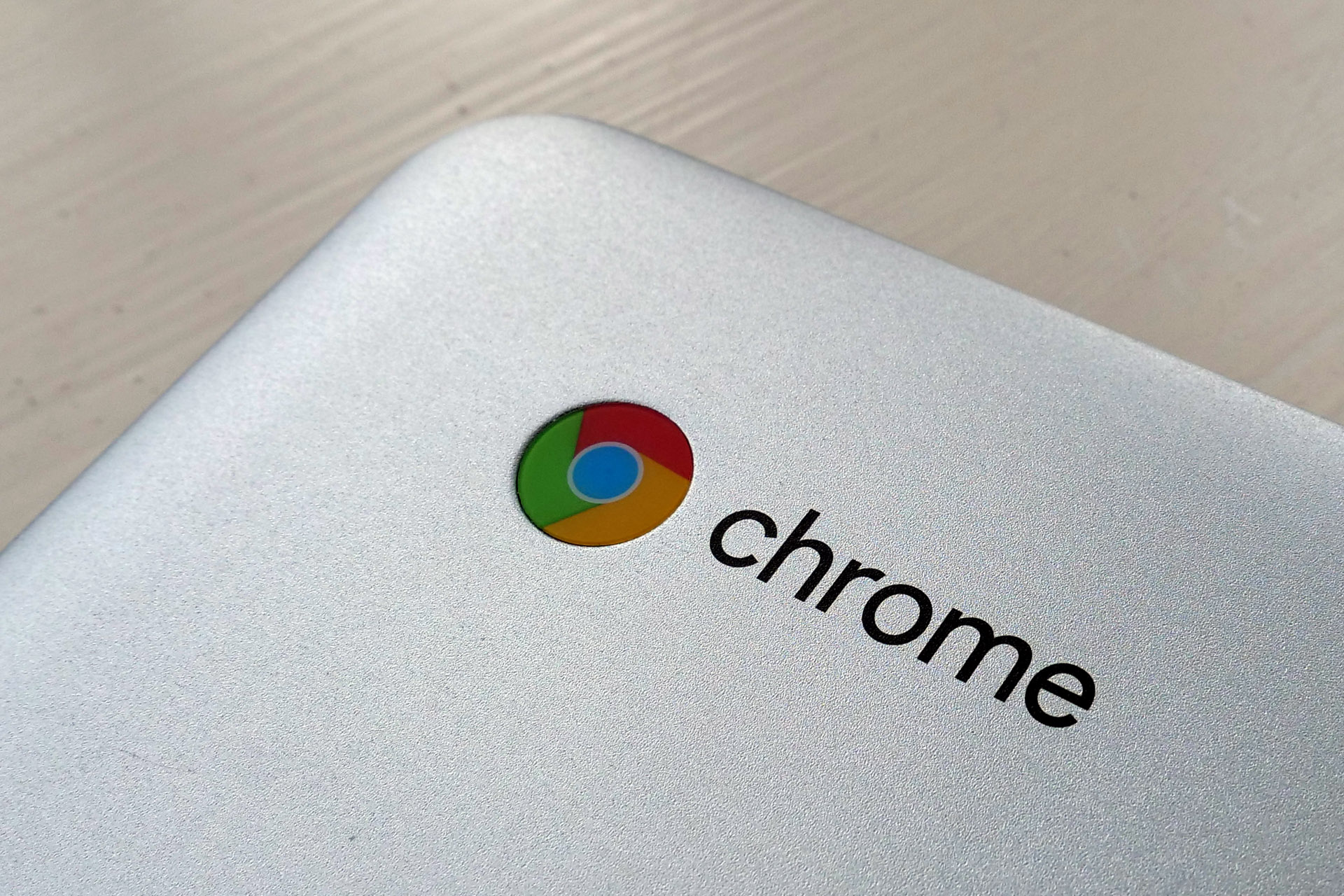 How to disable the annoying Google account login feature with Chrome 70
