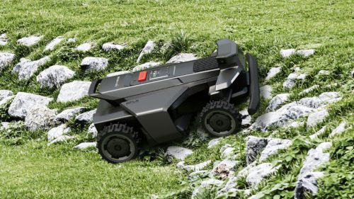 ‘When it needs to pivot, it turns the wheels and does a crab walk’ – Segway Navimow exec reveals the invention that means its new flagship lawnbot won’t churn up your grass