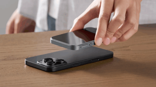 This is a portable Hi-Res Audio headphones DAC you’ll actually want to take everywhere, thanks to its smart MagSafe design