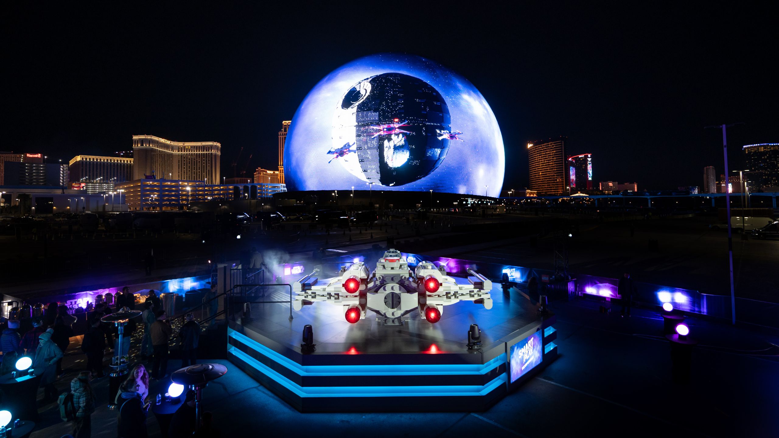 I flew the Star Wars Death Star trench run on the Sphere in a Lego X-Wing — and nothing else comes close