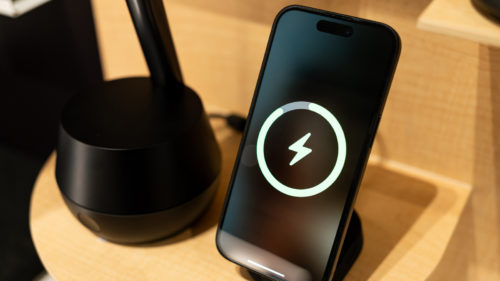 Qi Vs Standard Wireless Charging: What’s The Difference?