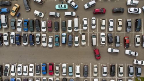 5 Parking Lot Etiquette Rules Every Driver Should Follow
