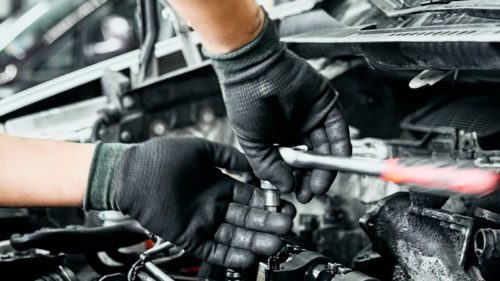 Every Different Type Of Spark Plug (And How To Know Which Your Car Needs)