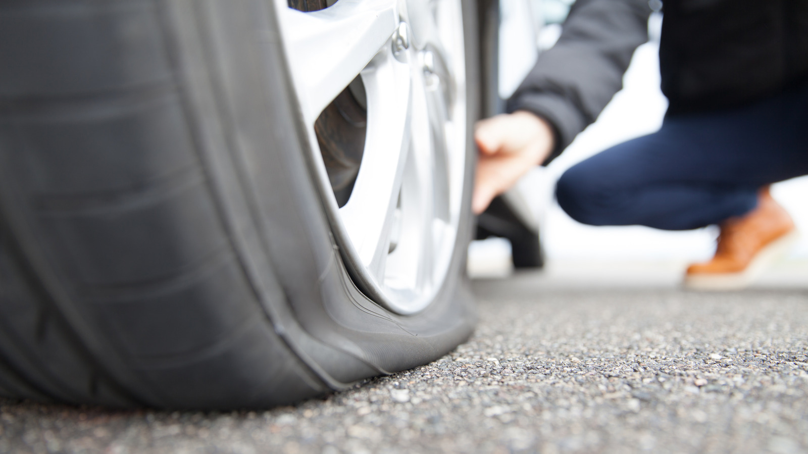 This Is The Easiest Portable Tire Inflator To Use, According To Car And Driver