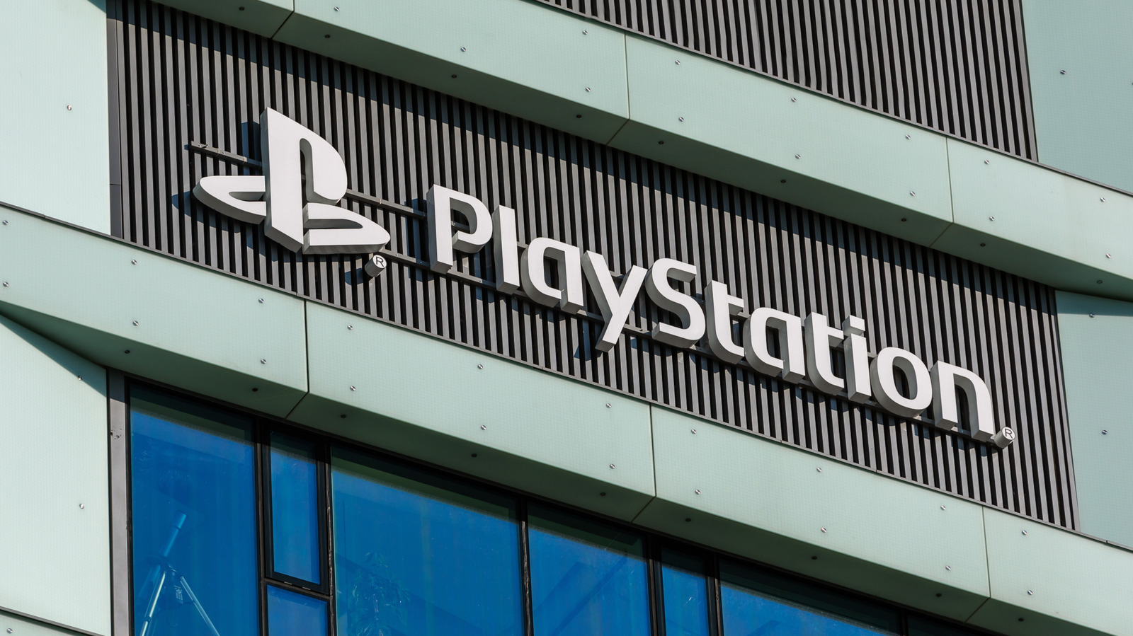 Sony Patented A Fully Touchscreen PlayStation Controller – But Don’t Get Excited