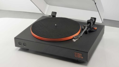 I use this affordable JBL turntable at home and I can’t recommend it highly enough for anyone putting together their first hi-fi system