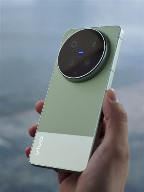 The Specs of vivo X300 Ultra has been announced: Snapdragon 8E5, 2K/144Hz straight screen, 8.19mm body