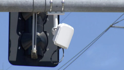 Ever Noticed Those White Squares On Top Of Traffic Lights? Here’s What They’re For