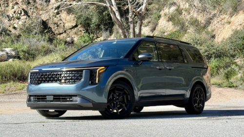 Kia’s 2026 Carnival Hybrid Will Change Your Mind On Minivans