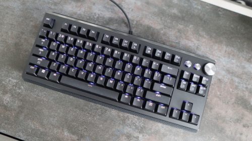 The $500 Razer Huntsman Signature Edition keyboard is completely over-the-top… in all the right places